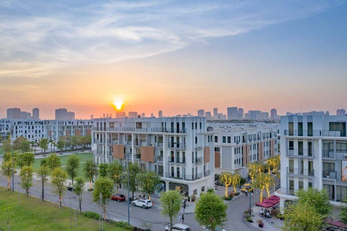 Cuộc sống giao thương đang dần hiện hữu tại The Manor Central Park.