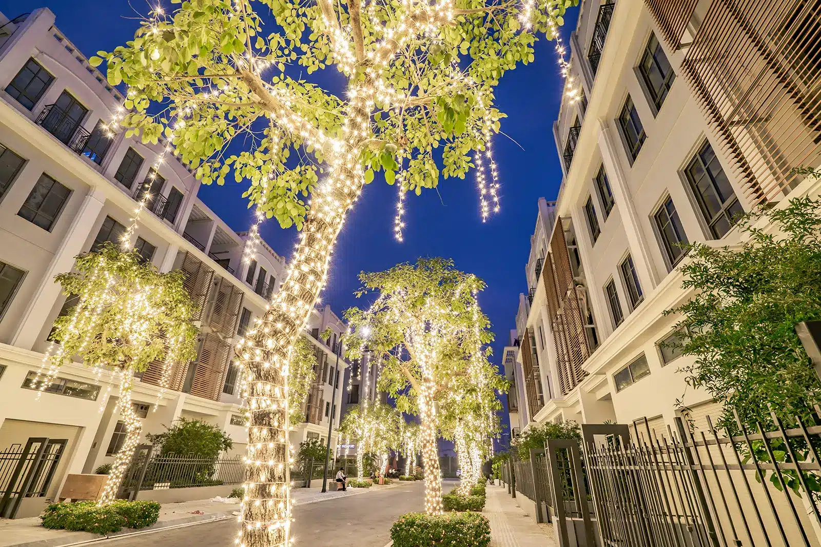 Tiến độ xây dựng dự án The Manor Central Park tháng 10 năm 2024.