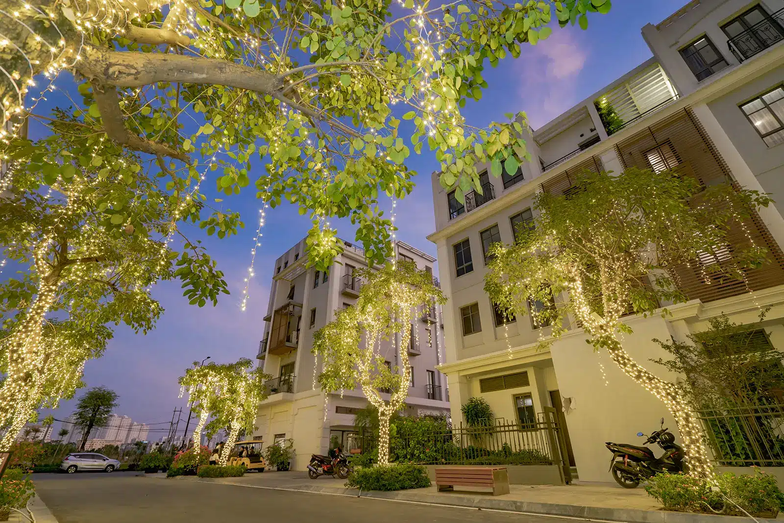Tiến độ xây dựng dự án The Manor Central Park tháng 10 năm 2024.