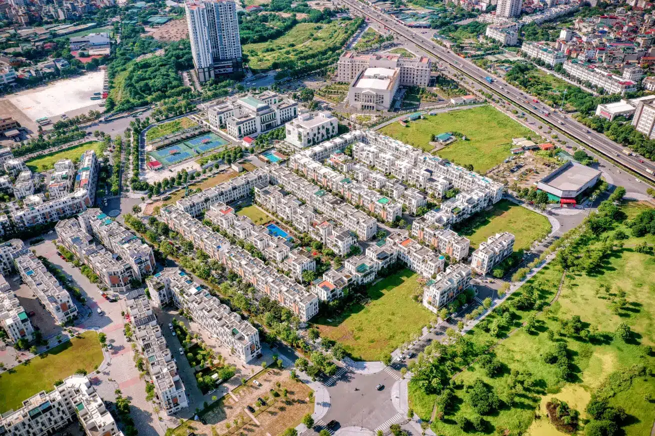 Tiến độ xây dựng dự án The Manor Central Park tháng 10 năm 2024.