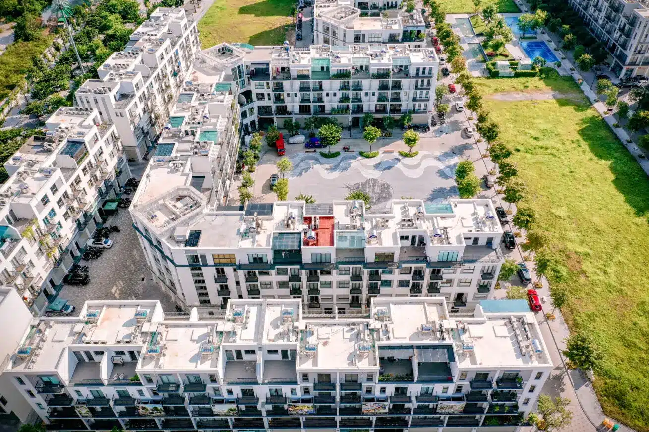 Tiến độ xây dựng dự án The Manor Central Park tháng 10 năm 2024.